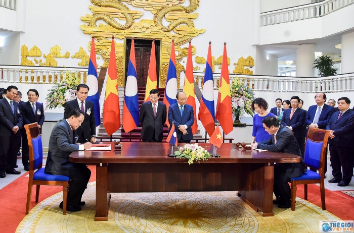 dua kim ngach thuong mai viet nam lao tang truong on dinh tu 10 15nam