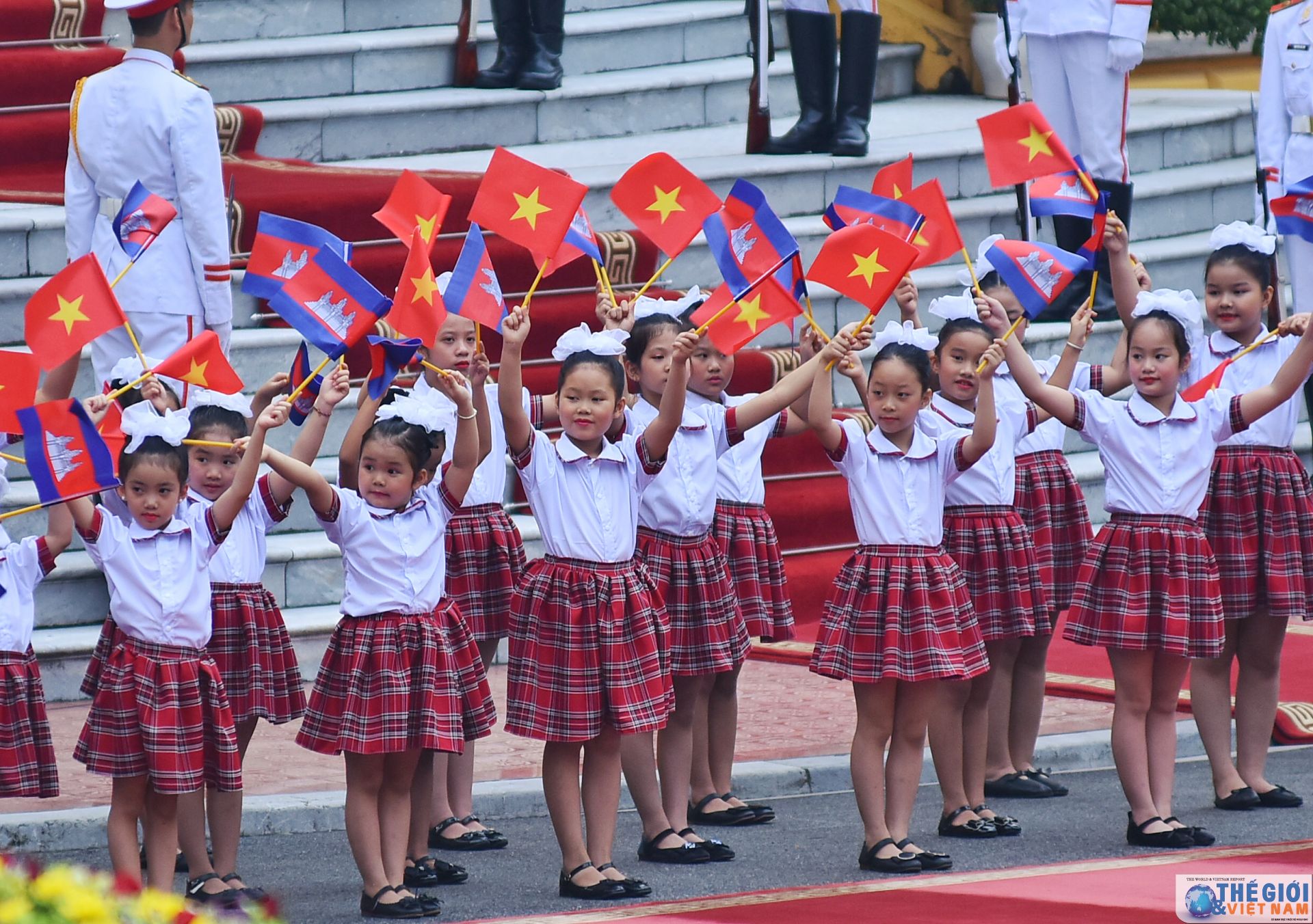 le don chinh thuc thu tuong campuchia samdech hun sen tai phu chu tich