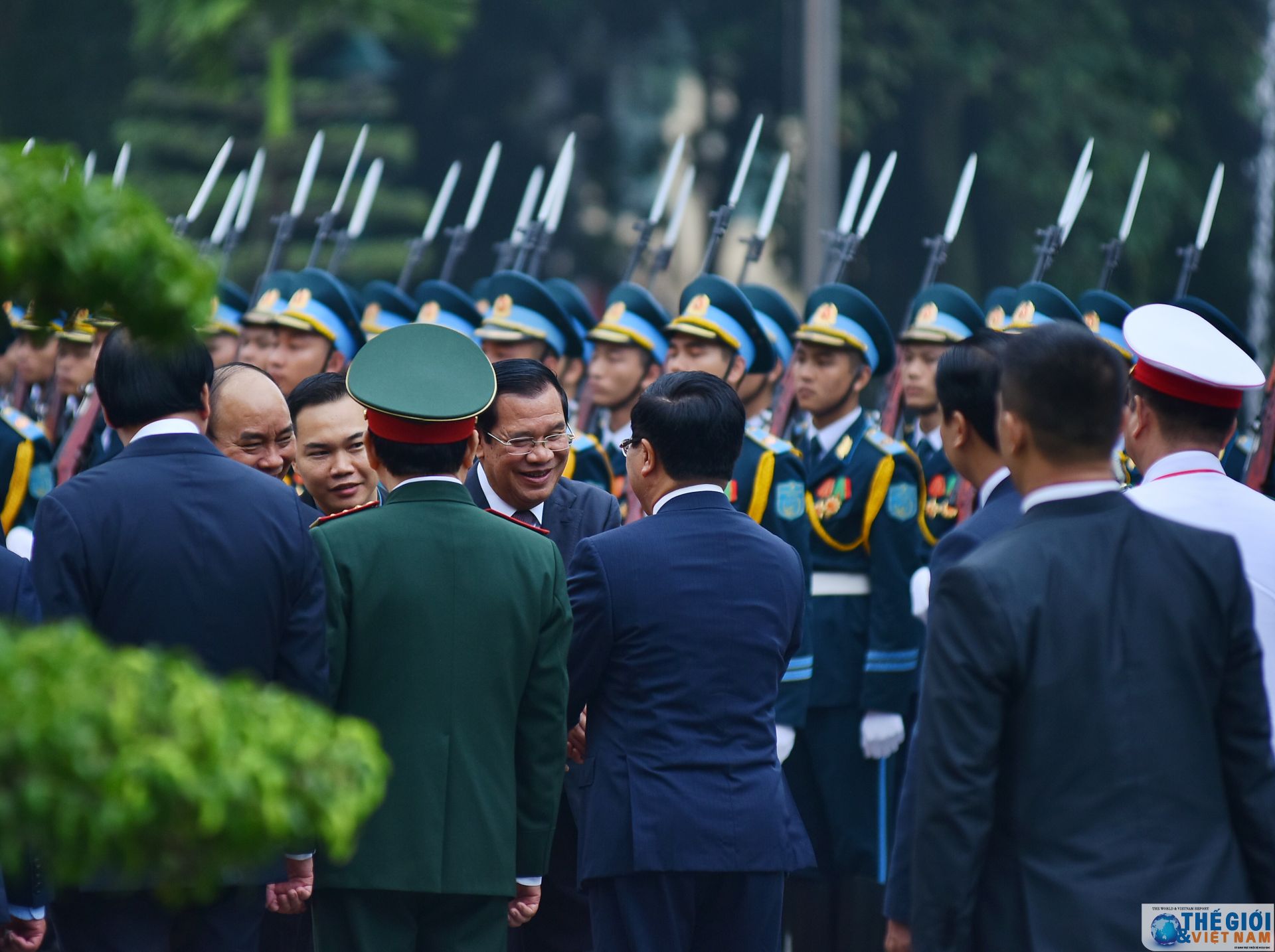 le don chinh thuc thu tuong campuchia samdech hun sen tai phu chu tich