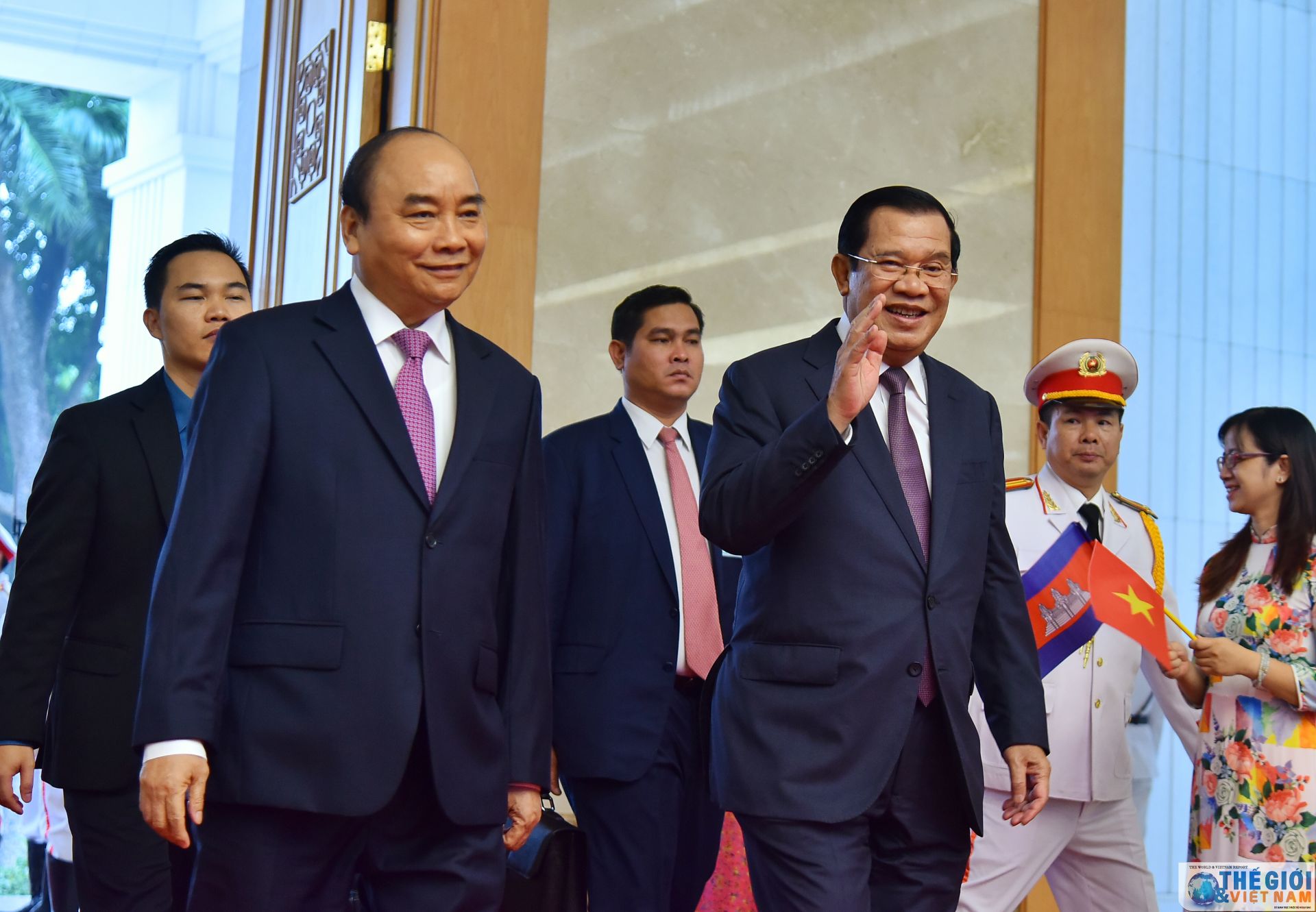 le don chinh thuc thu tuong campuchia samdech hun sen tai phu chu tich