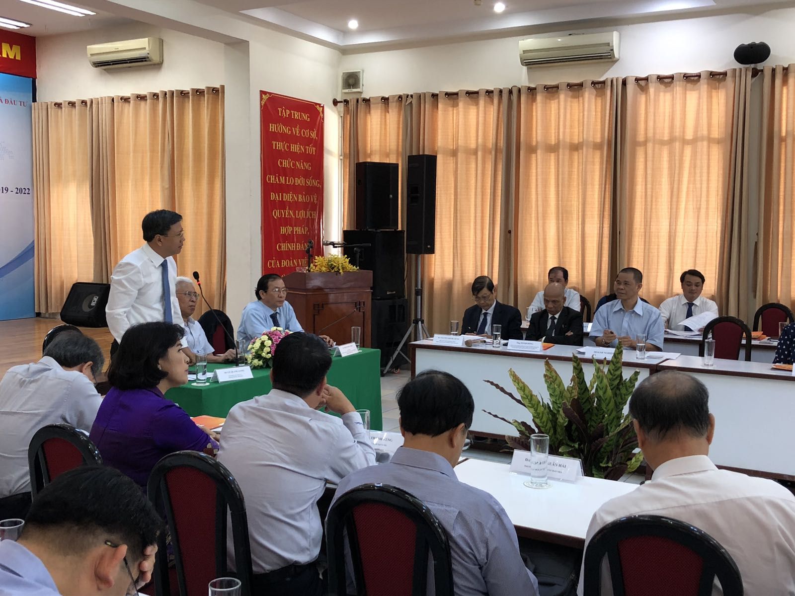 Cơ quan đại diện Việt Nam ở nước ngoài sẽ là chỗ dựa cho doanh nghiệp Việt co quan dai dien viet nam o nuoc ngoai se la cho dua cho doanh nghiep viet