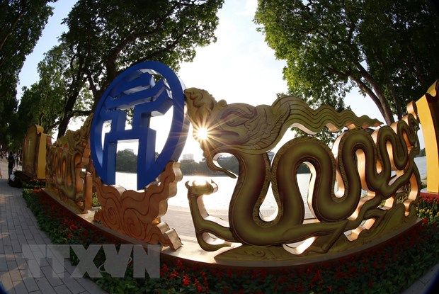 Biểu trưng chào mừng 1.010 năm Thăng Long-Hà Nội. (Nguồn: TTXVN) Bạn đã biết ý nghĩa những tên gọi của Hà Nội qua các thời kỳ lịch sử?