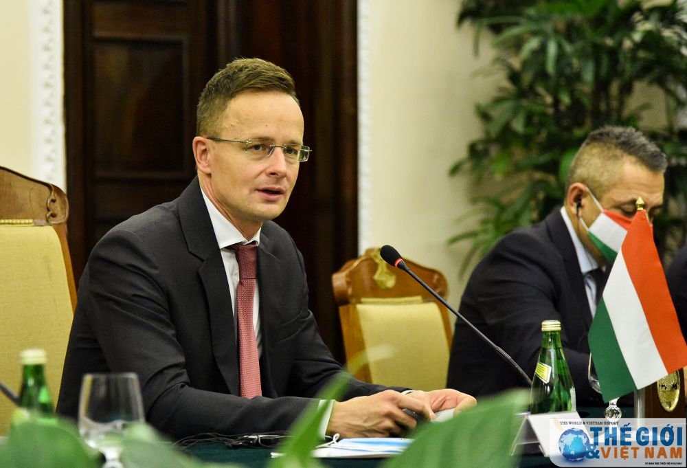 pho thu tuong pham binh minh don hoi dam voi bo truong ngoai giao va kinh te hungary szijjarto peter