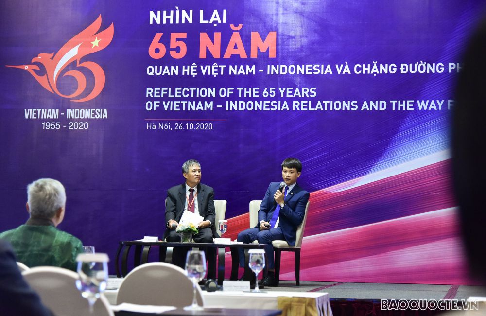nhin lai 65 nam quan he viet nam indonesia va chang duong phia truoc