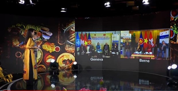 Ngày Việt Nam ở nước ngoài - 'Cây cầu' tăng cường giao lưu văn hóa Ngày Việt Nam ở nước ngoài - 'Cây cầu' tăng cường giao lưu văn hóa