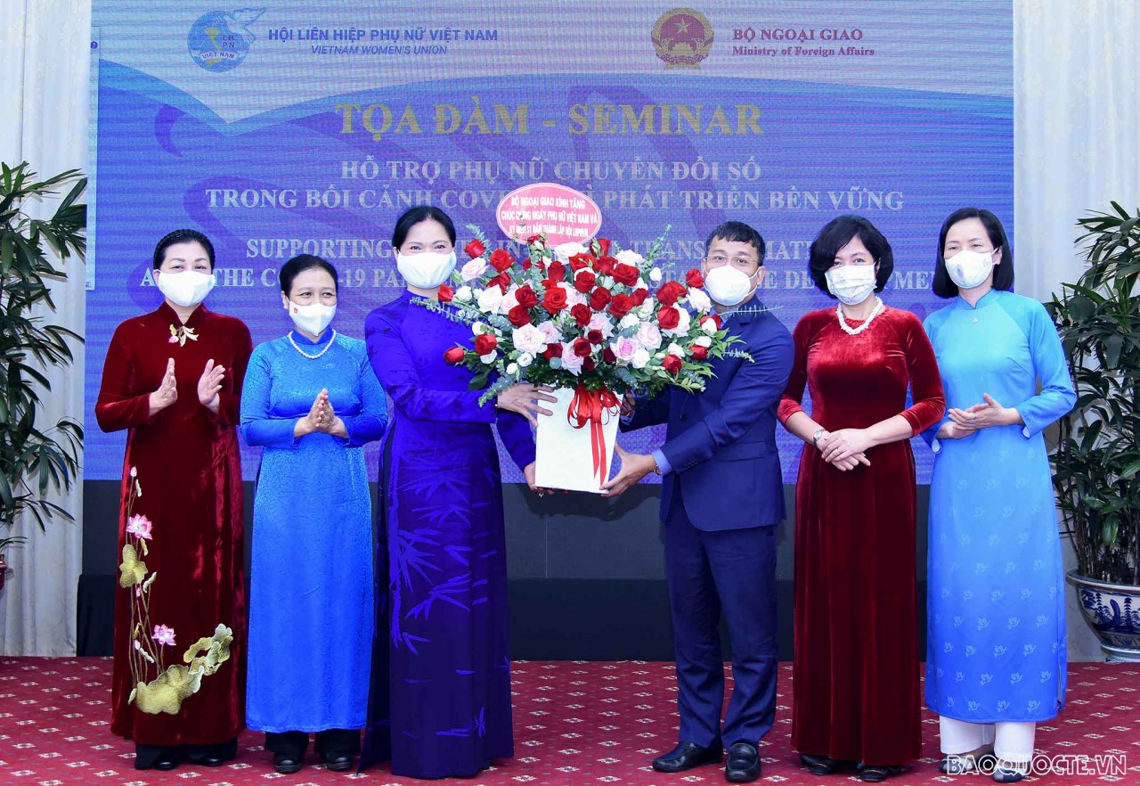 Giải pháp nào hỗ trợ phụ nữ chuyển đổi số trong bối cảnh Covid-19?