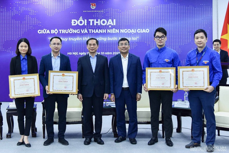 Ngoại giao trong tuần: Bộ trưởng đối thoại với thanh niên; Việt Nam-Nicaragua tham khảo chính trị cấp Thứ trưởng Ngoại giao đầu tiên