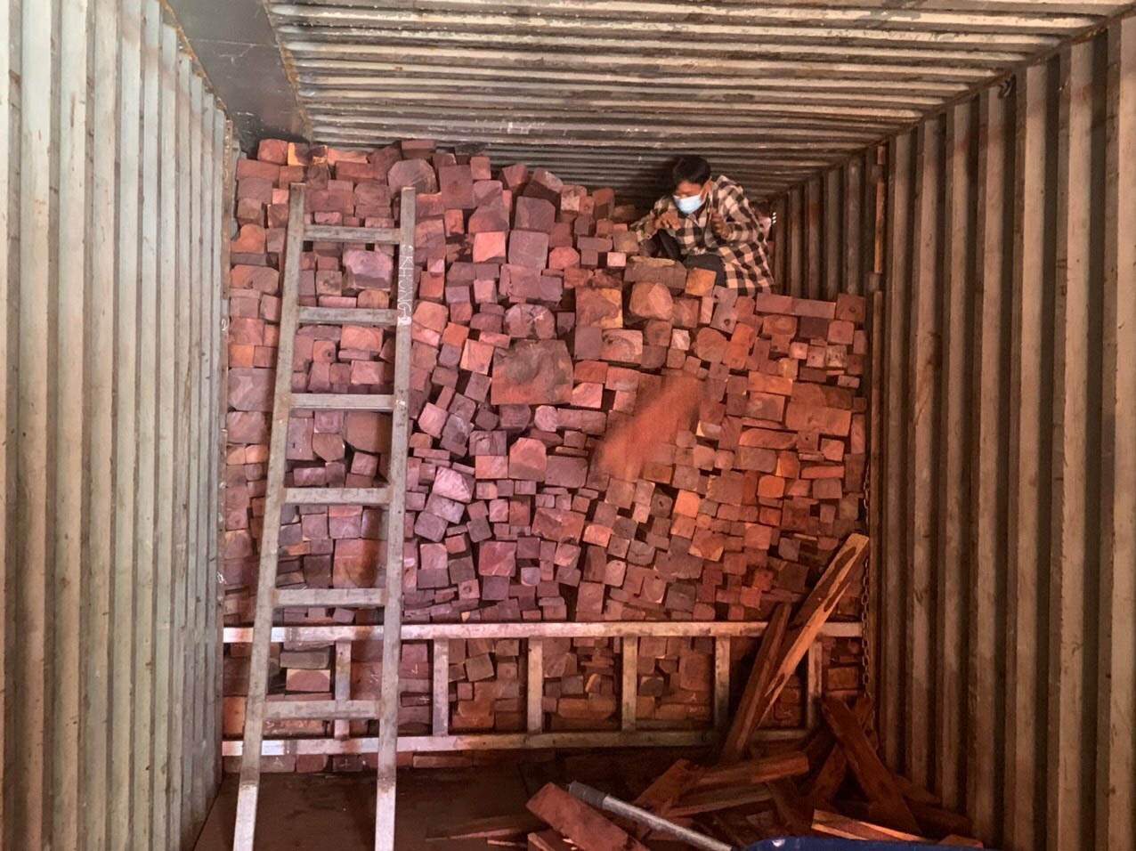 Phó Thủ tướng Thường trực Phạm Bình Minh gửi thư khen lực lượng chức năng tỉnh Quảng Trị