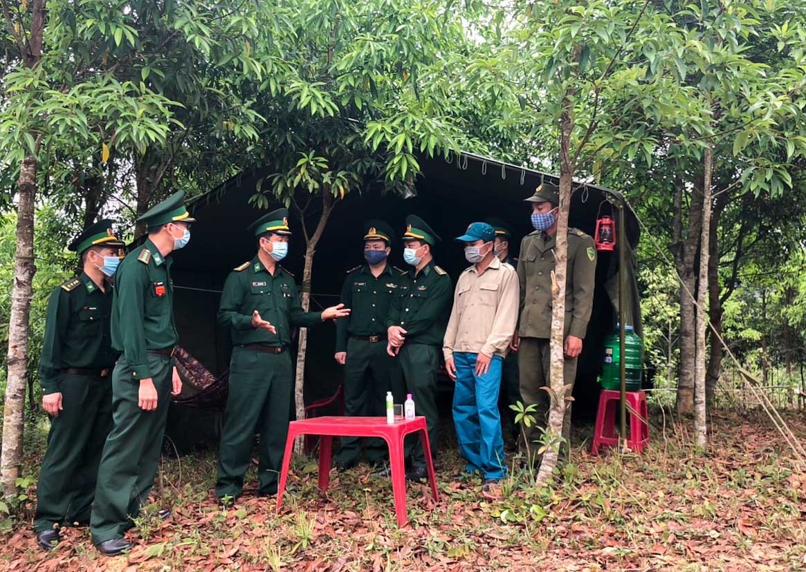 Những ‘lá chắn’ biên cương thời Covid-19