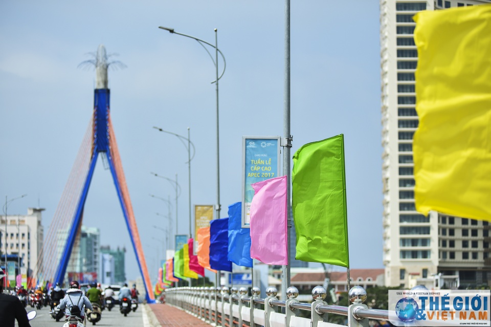 da nang khoac ao moi chao don nam apec 2017