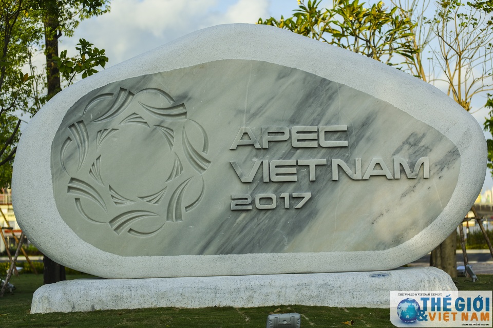 da nang khoac ao moi chao don nam apec 2017