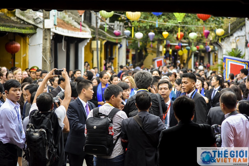 phu nhan cac lanh dao cap cao apec tham quan hoi an