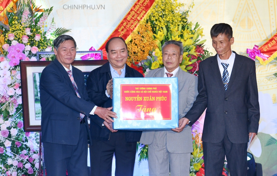 thu tuong ngay hoi doan ket la hoat dong thiet thuc de tranh benh quan lieu xa dan