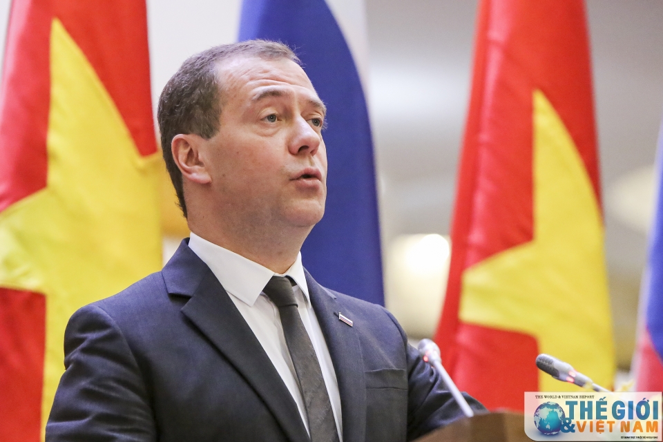 hinh anh le don thu tuong nga tai phu chu tich