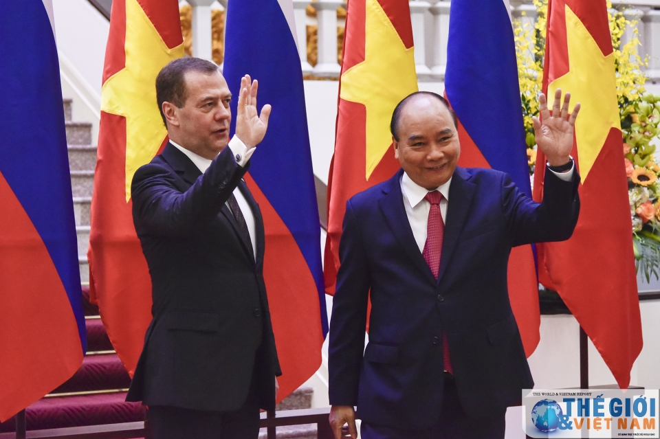 hinh anh le don thu tuong nga tai phu chu tich