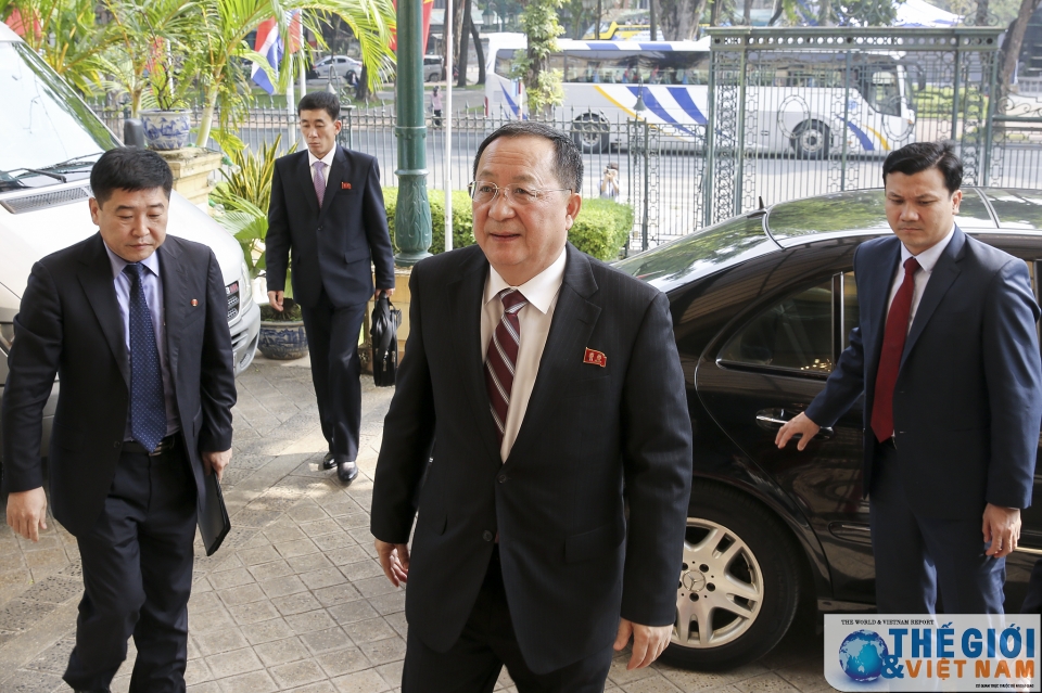 kcna dua tin ve chuyen tham viet nam cua bo truong ngoai giao trieu tien