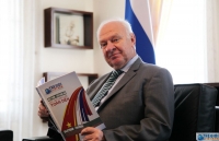 thu tuong tiep giam doc co quan ve binh quoc gia nga