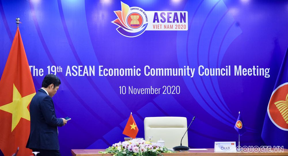 asean 37 hoi dong cong dong kinh te asean ra soat lai tinh hinh thuc hien cac uu tien sang kien