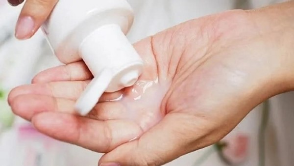 Bộ Y tế buộc thu hồi và tiêu hủy 9 loại mỹ phẩm