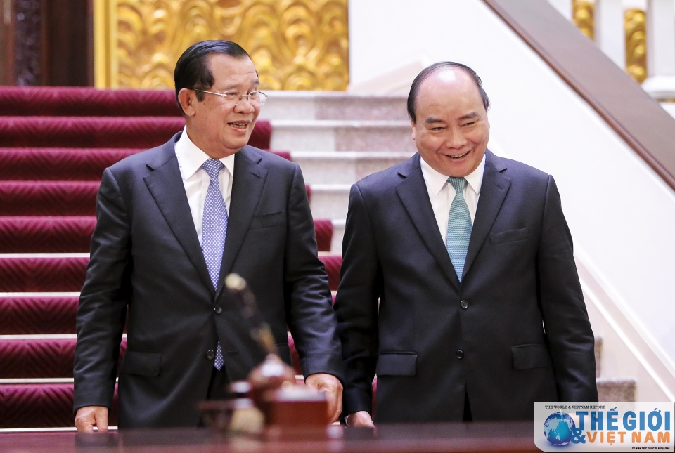 le don thu tuong campuchia tai phu chu tich