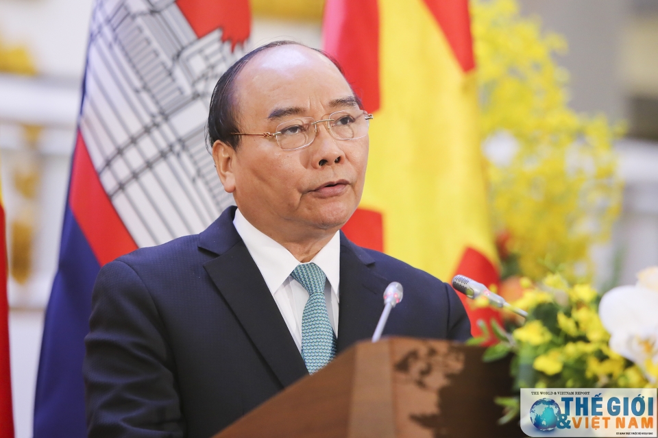 le don thu tuong campuchia tai phu chu tich