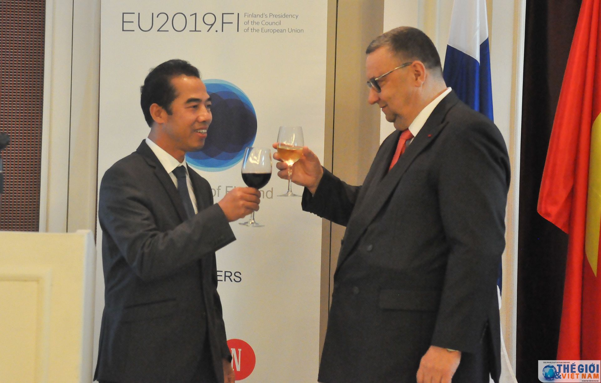 le ky niem 102 nam quoc khanh phan lan tai ha noi