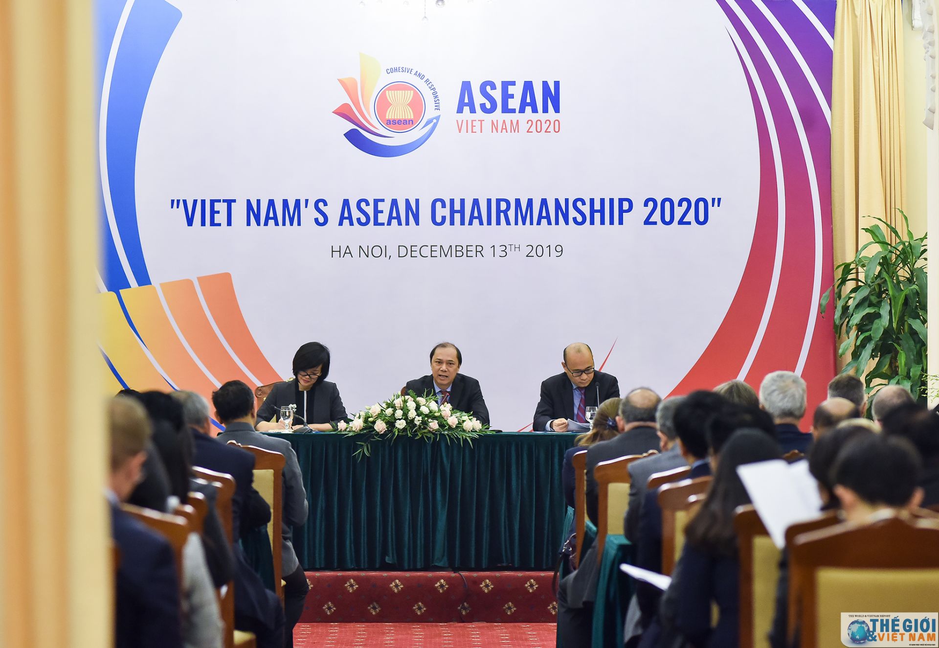 thu truong nguyen quoc dung thong tin ve nam chu tich asean 2020 cho doan ngoai giao