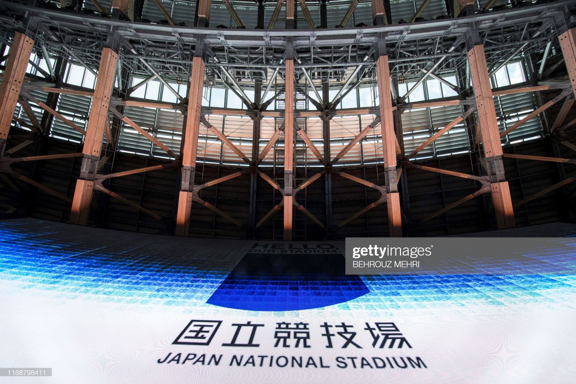 ben trong san van dong olympic 2020 cua nhat ban co gi doc dao