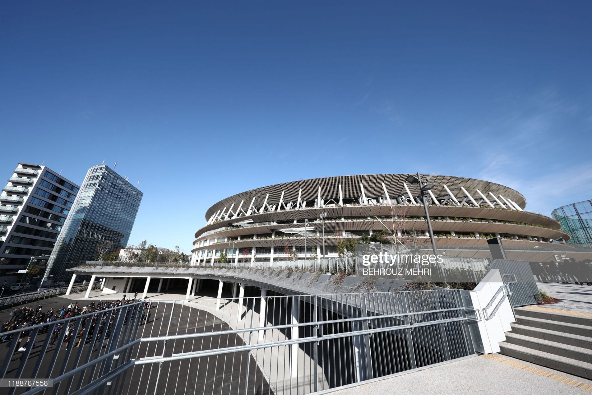 ben trong san van dong olympic 2020 cua nhat ban co gi doc dao