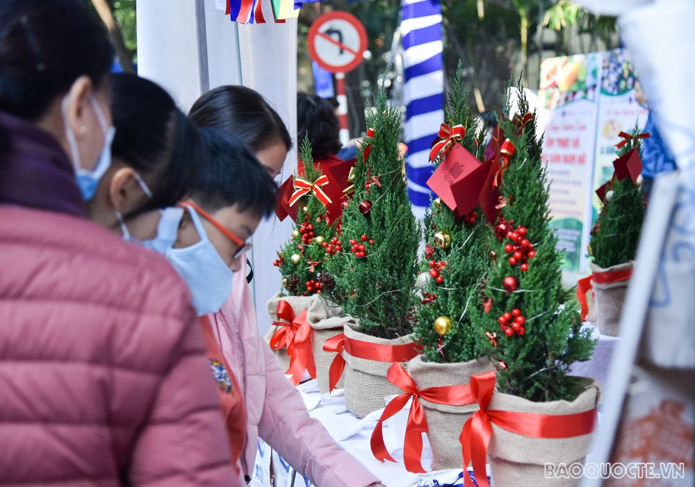 Liên hoan Ẩm thực Quốc tế 2020 quy tụ nhiều món ngon từ khắp các nước và tỉnh thành Việt Nam Liên hoan Ẩm thực Quốc tế 2020 quy tụ nhiều món ngon từ khắp các nước và tỉnh thành Việt Nam