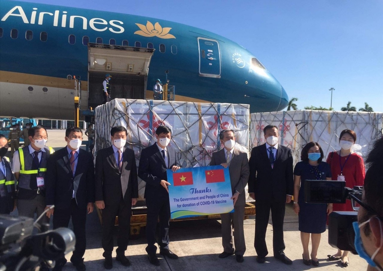 Ngoại giao vaccine  từ các cơ quan đại diện Việt Nam ở nước ngoài