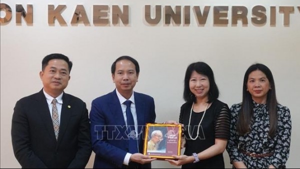 Tăng cường hợp tác giáo dục Việt Nam-Thái Lan