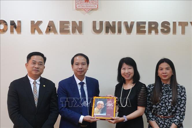 Tăng cường hợp tác giáo dục Việt Nam-Thái Lan