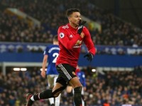 everton doi con mua ban thang vao luoi manchester united