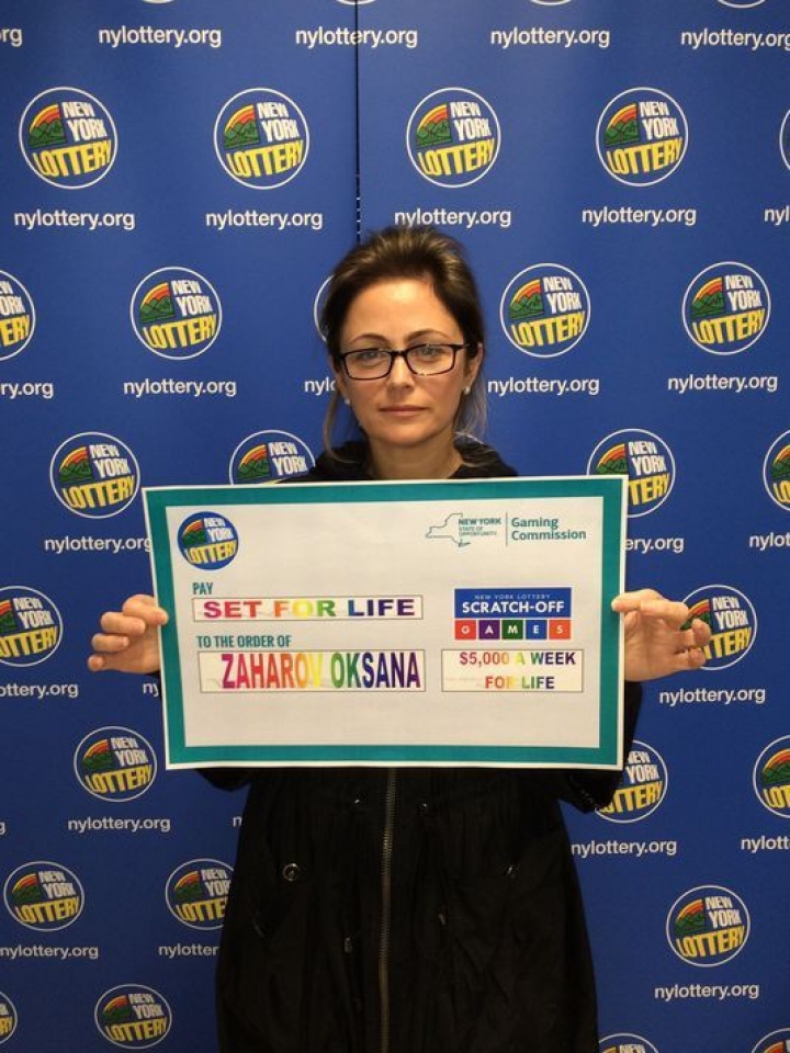 trung 5 trieu usd nho mua nham ve xo so