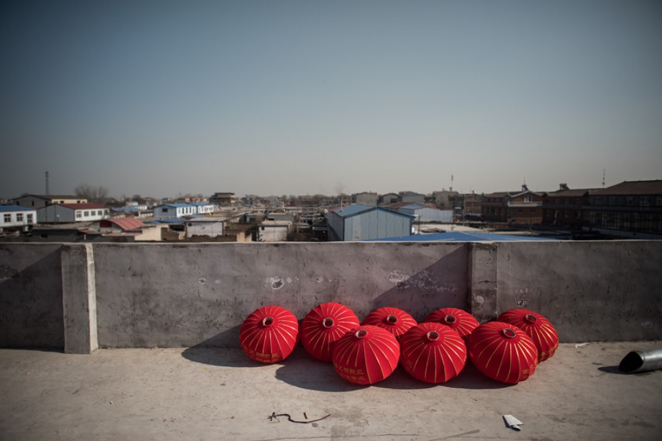 lang den long trung quoc tat bat chuan bi tet