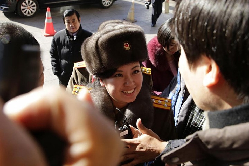 nu ca si trieu tien xinh dep va quyen luc co mat o ban mon diem