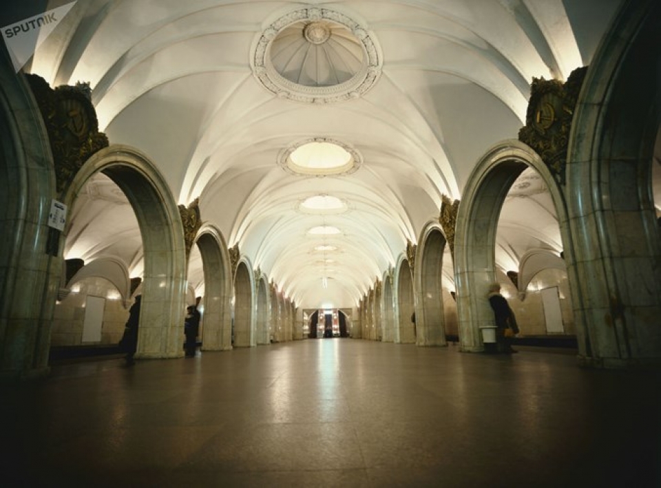 ve dep long lay nhu cung dien cua ga tau dien ngam moscow