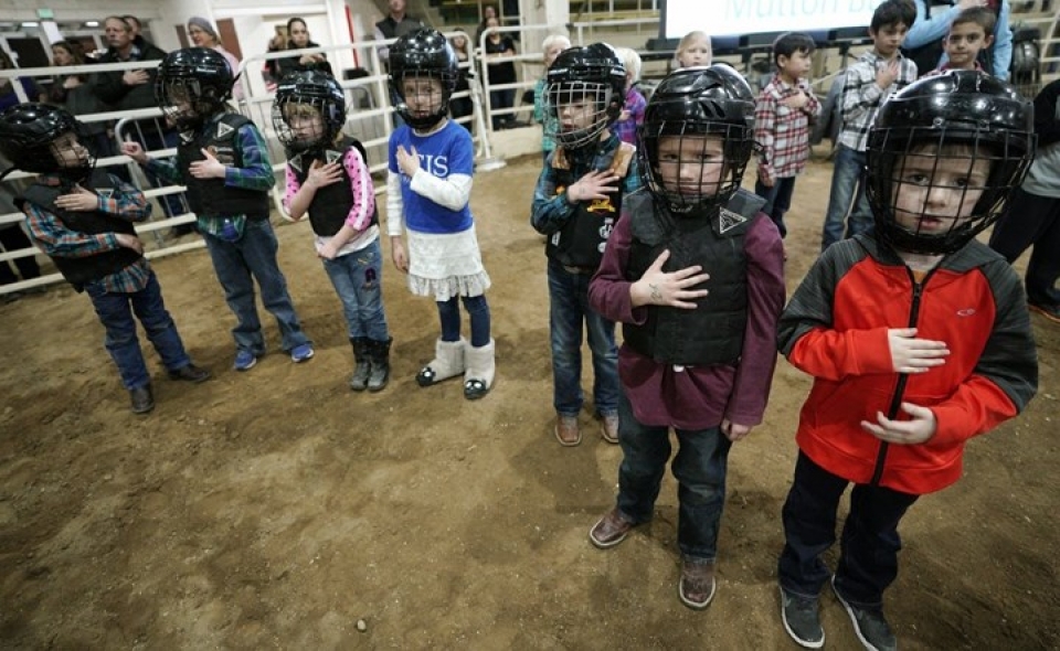 anh hai huoc ve ky si nhi tham gia cuoc thi thuan phuc cuu