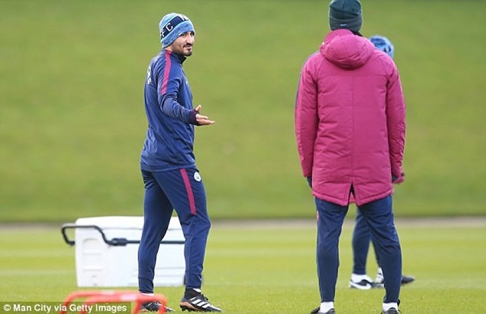 dan sao man city hao hung tap luyen san sang noi lai mach thang