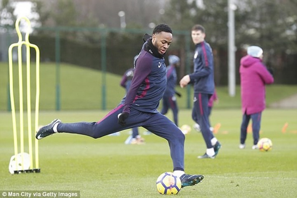 dan sao man city hao hung tap luyen san sang noi lai mach thang