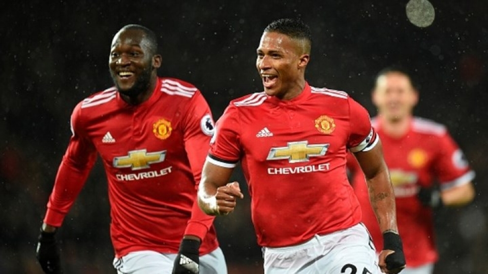 BXH 10 đội bóng kiếm tiền giỏi nhất thế giới: MU đánh bại Real bxh 10 doi bong kiem tien gioi nhat the gioi mu danh bai real