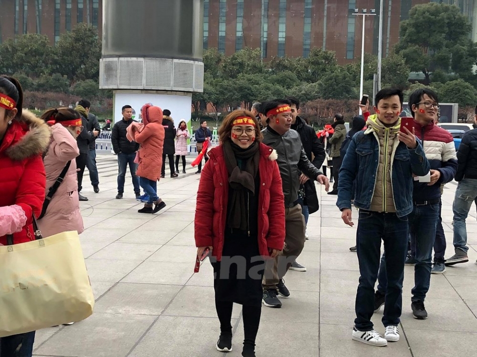 cdv hao huc di co vu cho u23 viet nam trong tran ban ket lich su