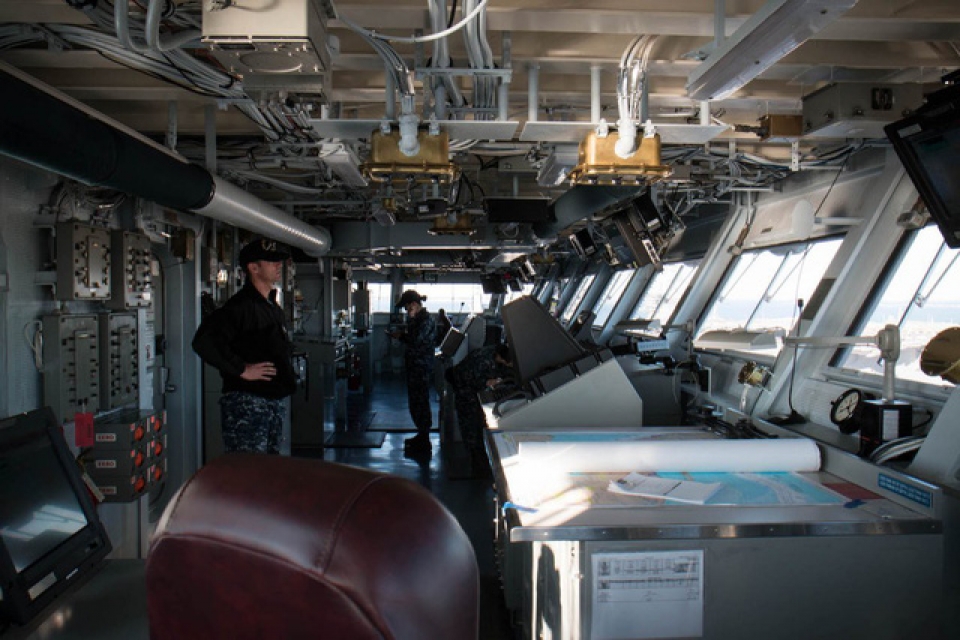 choang ngop tau san bay lon nhat the gioi cua my