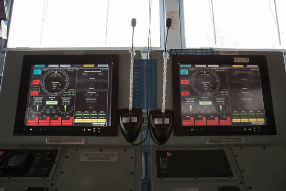 choang ngop tau san bay lon nhat the gioi cua my