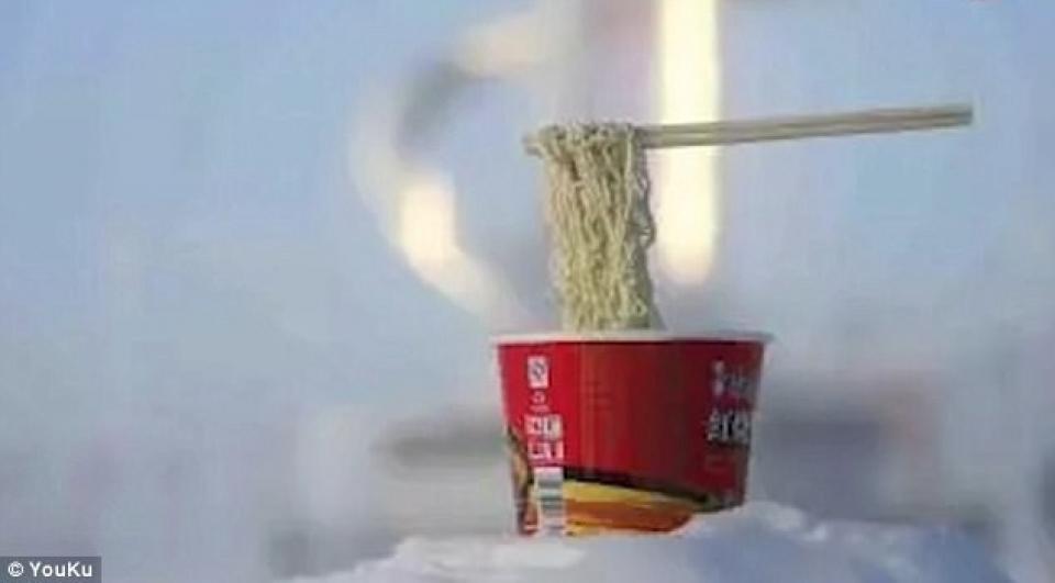 trung quoc lanh am 40 do c trung dap ra dong bang sau vai giay