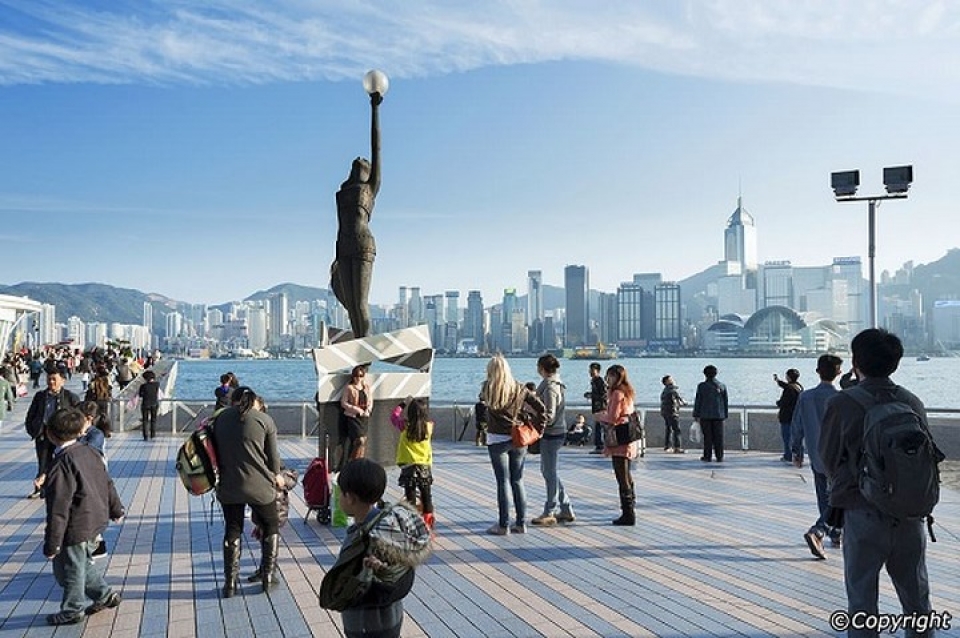 gap lai nhung ngoi sao dien anh hong kong tren dai lo ngoi sao