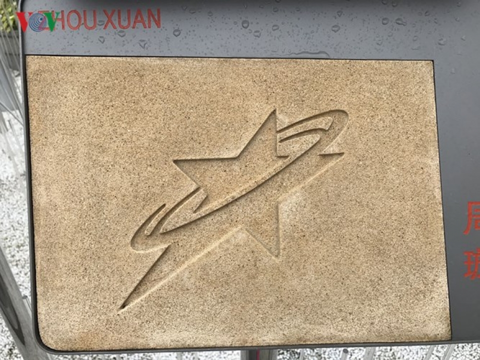 gap lai nhung ngoi sao dien anh hong kong tren dai lo ngoi sao