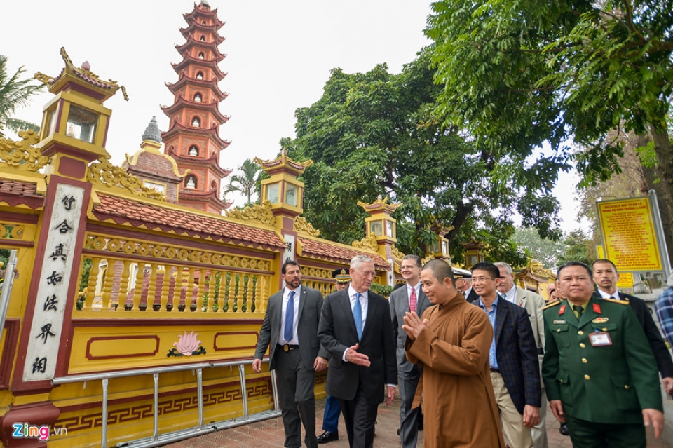 bo truong quoc phong my james mattis den tham chua tran quoc