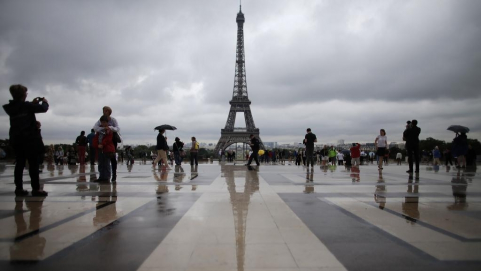 fitch giu nguyen muc xep hang no cong on dinh cua phap